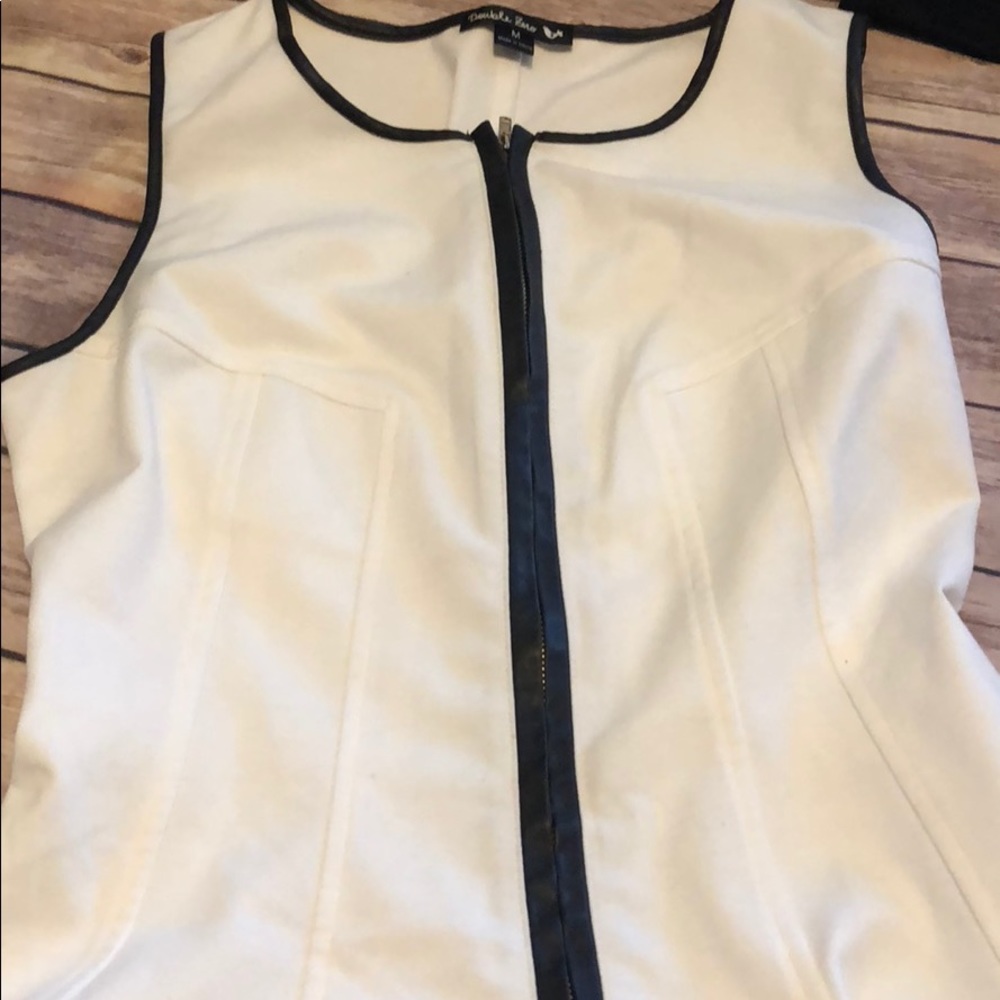 Fit and Flare Contrast Dress - Picture 2 of 5